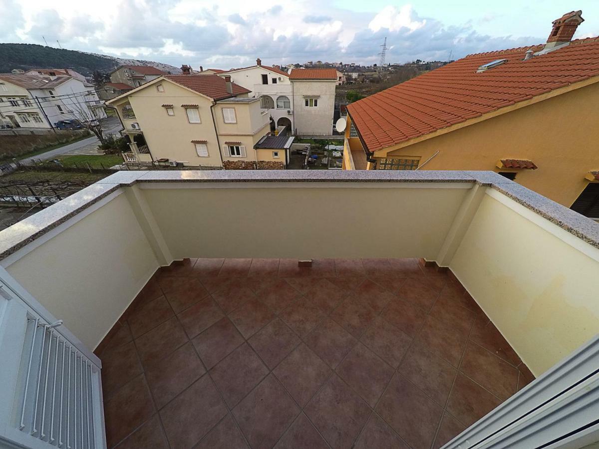 Apartments Piculjan Лопар Екстериор снимка